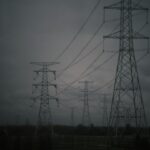découvrez les causes, conséquences et solutions possibles à la crise énergétique mondiale. analyse des enjeux, des impacts sur l'économie et du rôle des énergies renouvelables pour répondre à ce défi actuel.