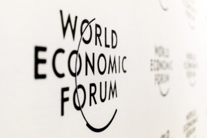 découvrez les principaux défis auxquels l'économie mondiale est confrontée aujourd'hui, ainsi que leurs impacts sur la croissance, l'emploi et les marchés internationaux.