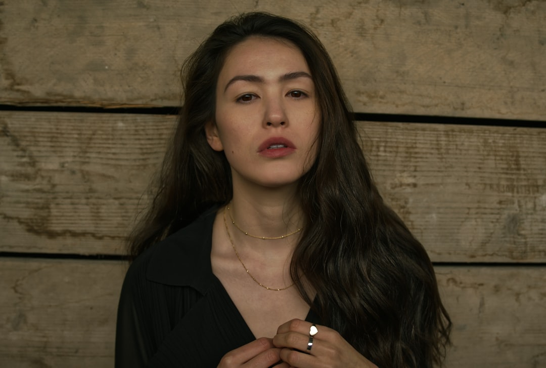 découvrez la biographie, la carrière et les principaux films de leïla bekhti, actrice française talentueuse reconnue pour ses rôles marquants au cinéma et à la télévision.