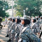 découvrez tout sur l'entraînement militaire : méthodes, objectifs, exercices physiques et préparation des soldats pour affronter les situations réelles et développer leurs compétences.