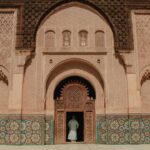 découvrez le maroc : un pays fascinant mêlant tradition et modernité. explorez ses villes impériales, ses paysages spectaculaires, sa cuisine savoureuse et son hospitalité légendaire. préparez votre voyage au maroc !