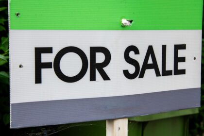 découvrez les dernières tendances des prix de l'immobilier, analyses du marché et conseils pour acheter ou vendre un bien au meilleur tarif en france.
